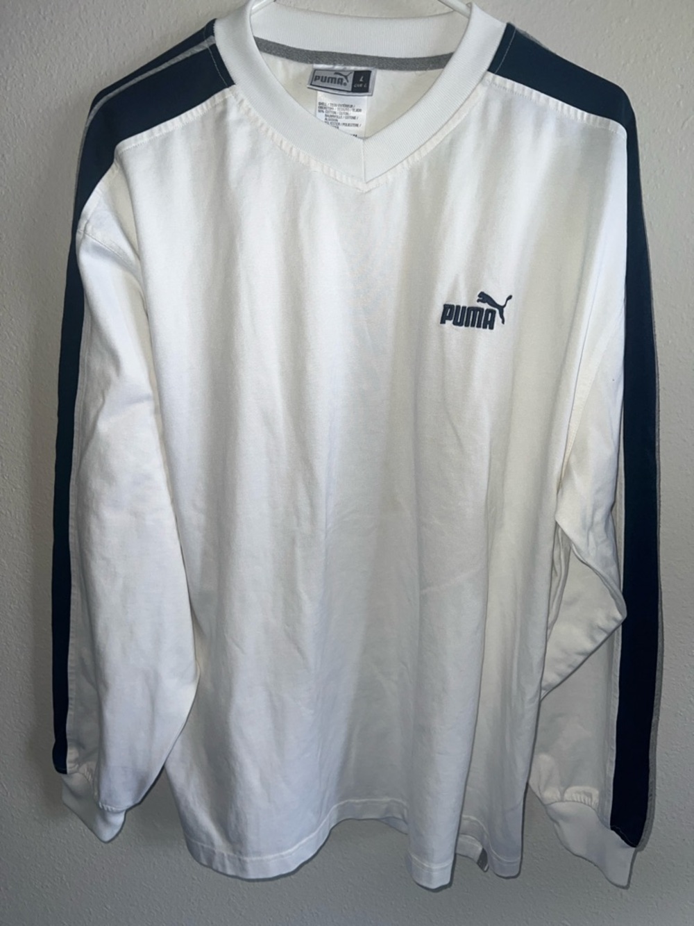 Puma White Long-Sleeve V-Neck Shirt with Navy Accents